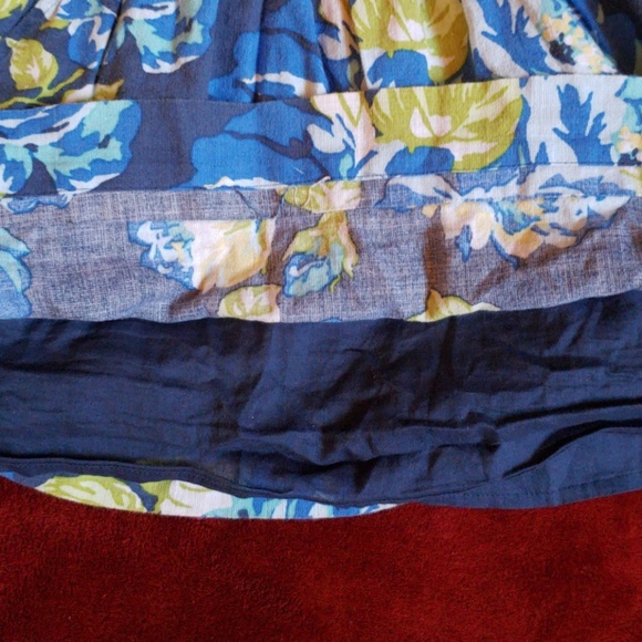 Girl Abercrombie skirt size XL - Picture 3 of 3